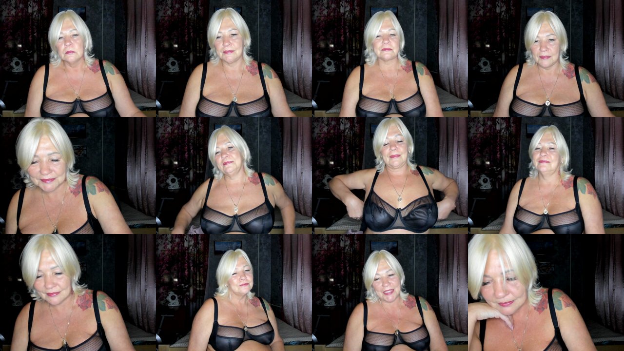 elenochka — Tip menu, Playful tease, Interactive games on BongaCams