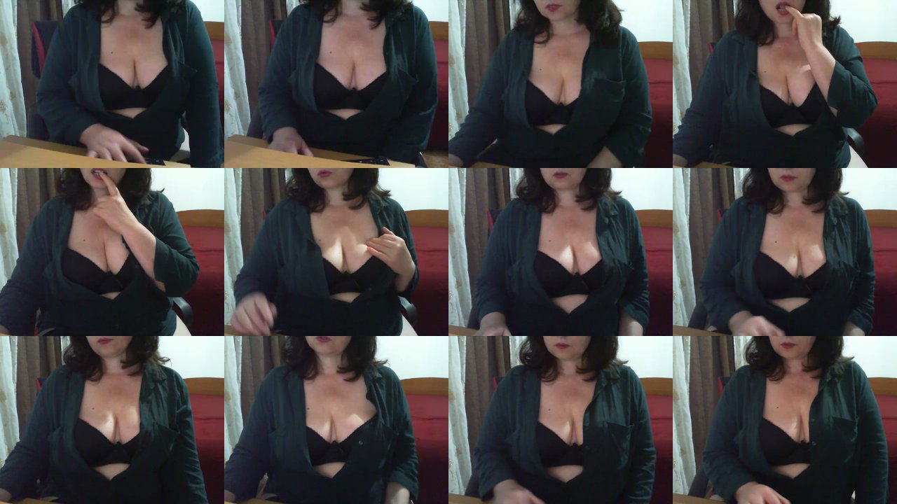 gati — Teasing, Seductive, Interactive on BongaCams