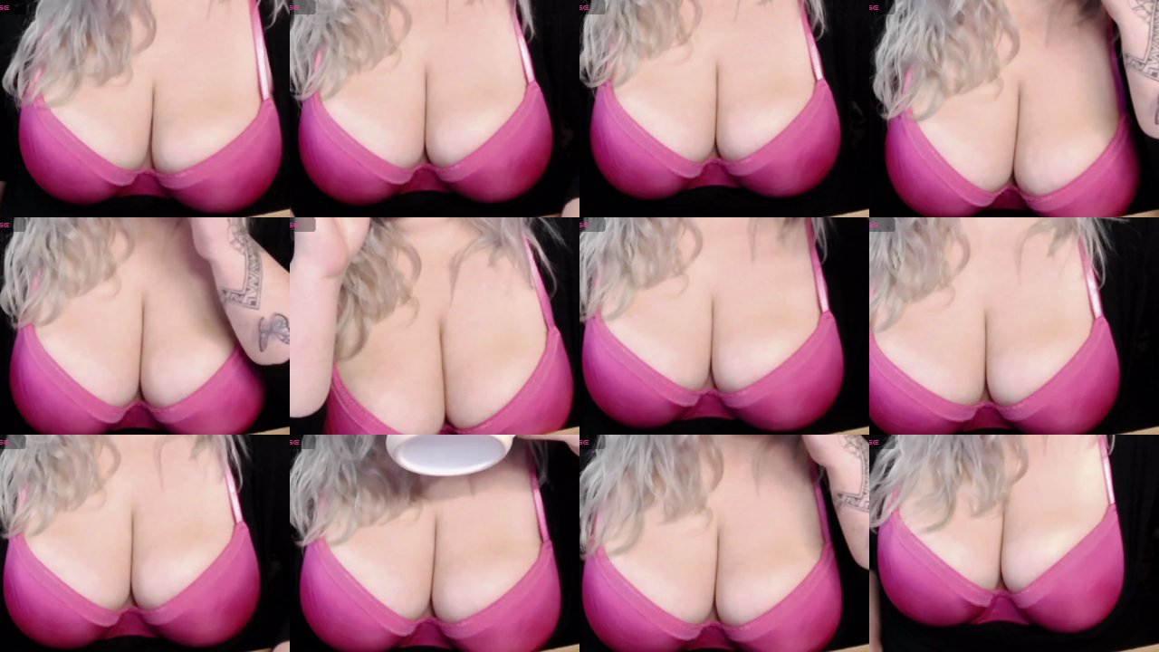 nimphotease — Lovense Lush, Strapon on BongaCams