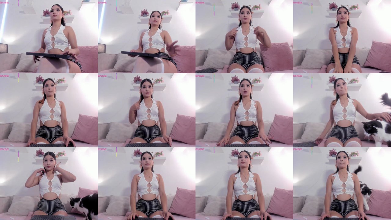 sienapeachh — Tip menu, Interactive tease, Gamer girl on BongaCams