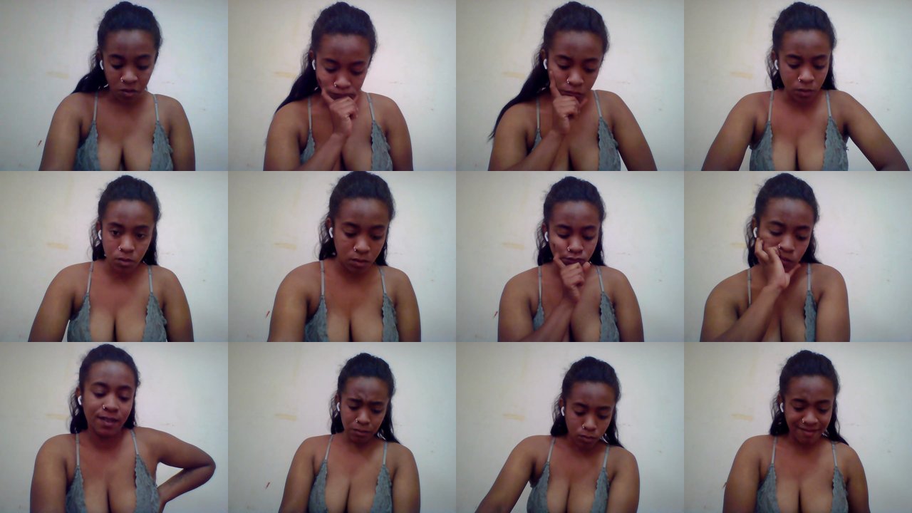 silvialabombe — Tip menu, Playful tease, Interactive show on BongaCams