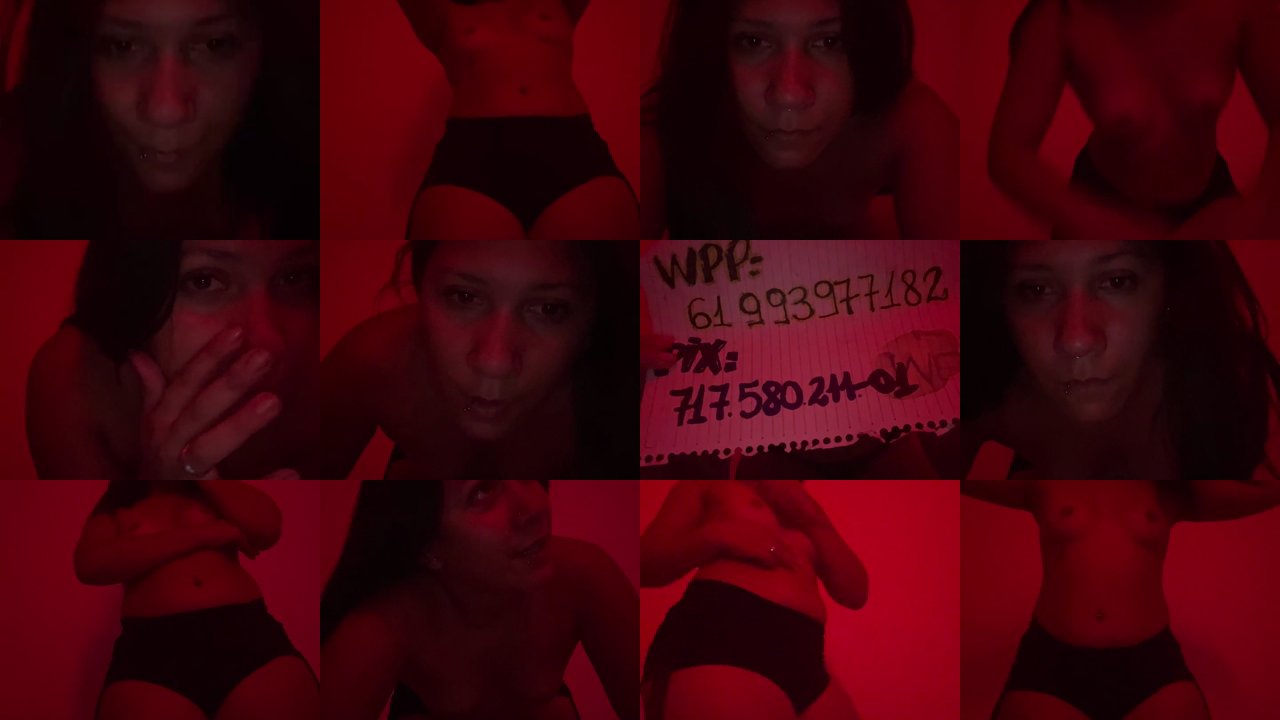 bubuzinha — Latina, Petite, Lingerie tease on Cam4