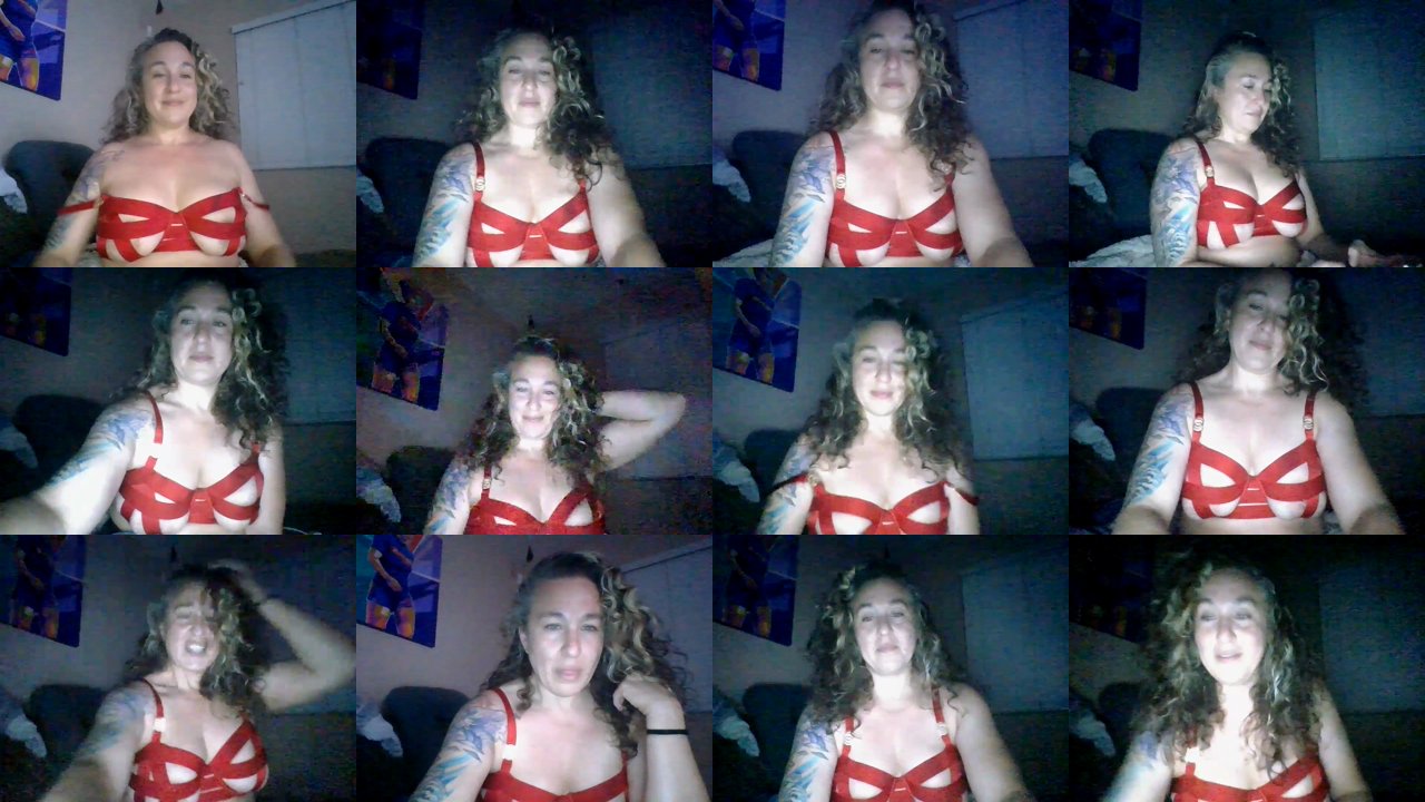 aliengirlmerc — Feet movie night, Curvy bigboobs, Queen of damned on Chaturbate