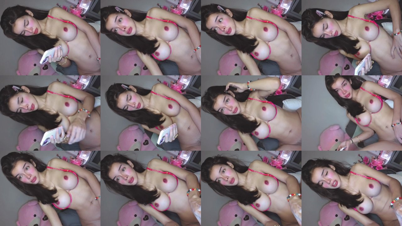 its_me_kelly — Bigboobs trans, Trans selfsuck, First experience on Chaturbate