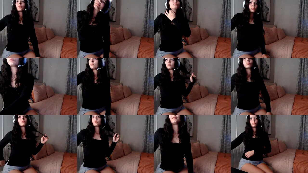 junipercloud — Petite, Redhead, Flirty on Chaturbate