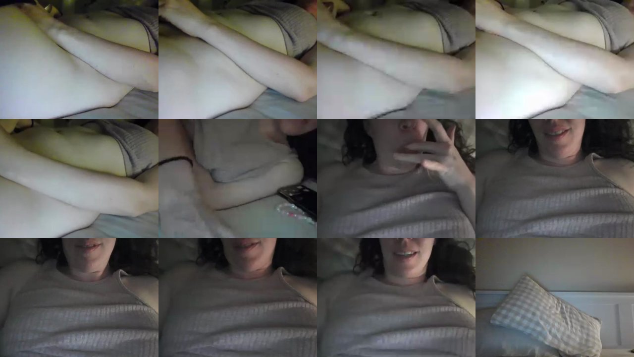 penelopeoz — Playful, Nerdy, Curlyhair on Chaturbate