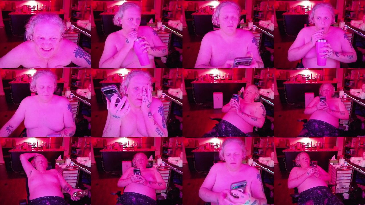 queersuccubus — Tit sucking, Trans domme, Customer service on Chaturbate