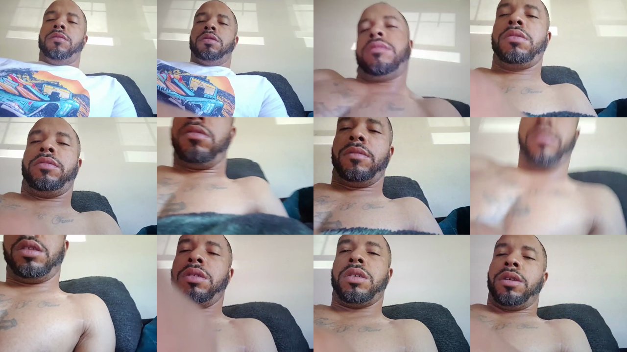 yoursexydaddy8181 — Bigass, Findom, Bull on Chaturbate