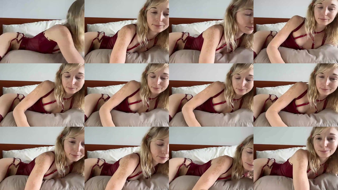 alielli — Tease, Petite, Fingering on MyFreeCams