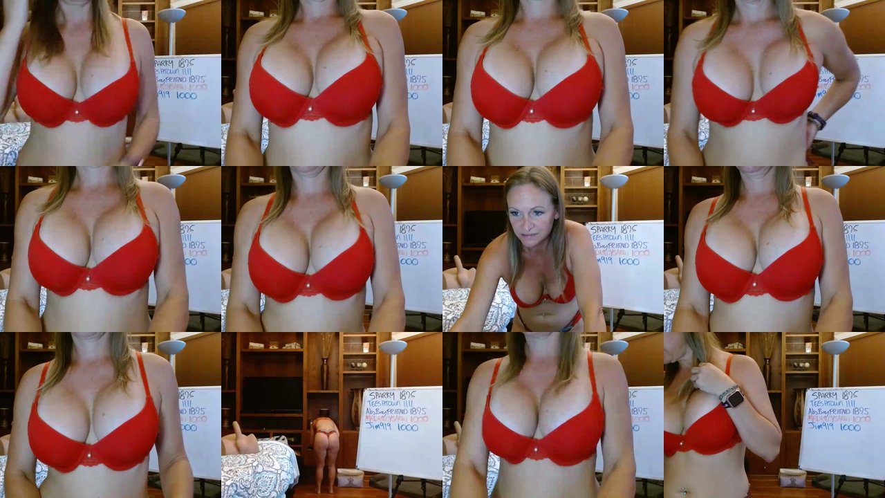 autumn_blonde — Tease, Blonde, Seductive on MyFreeCams