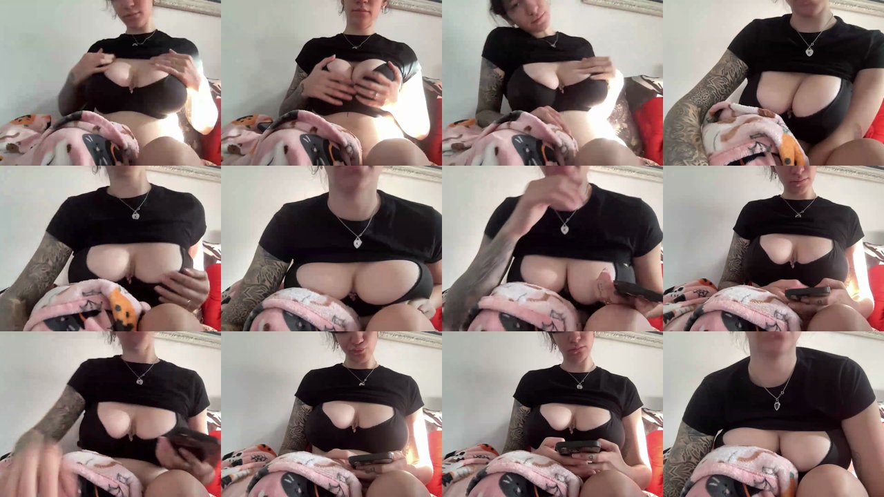 darcylovee — Tease, Flirty chat, Booty flash on MyFreeCams