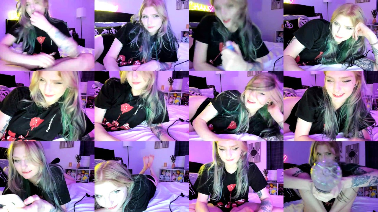 duckchan0 — Foot worship, Awkward encounter, Satanism on MyFreeCams