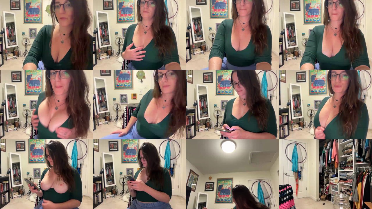 emmalinelime — Teasing, Sensual, Redhead on MyFreeCams