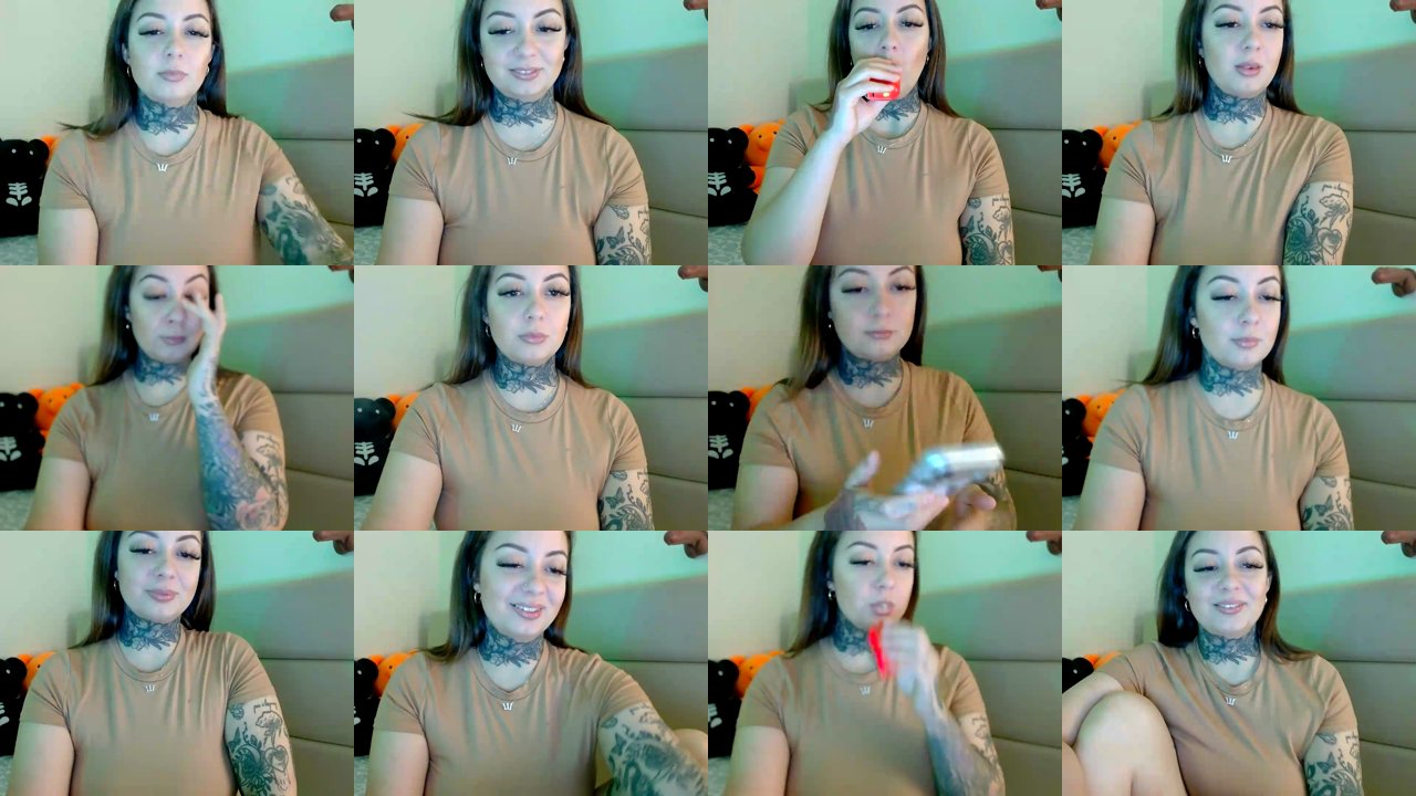 illusionbby — Spanking, Oiled body on MyFreeCams