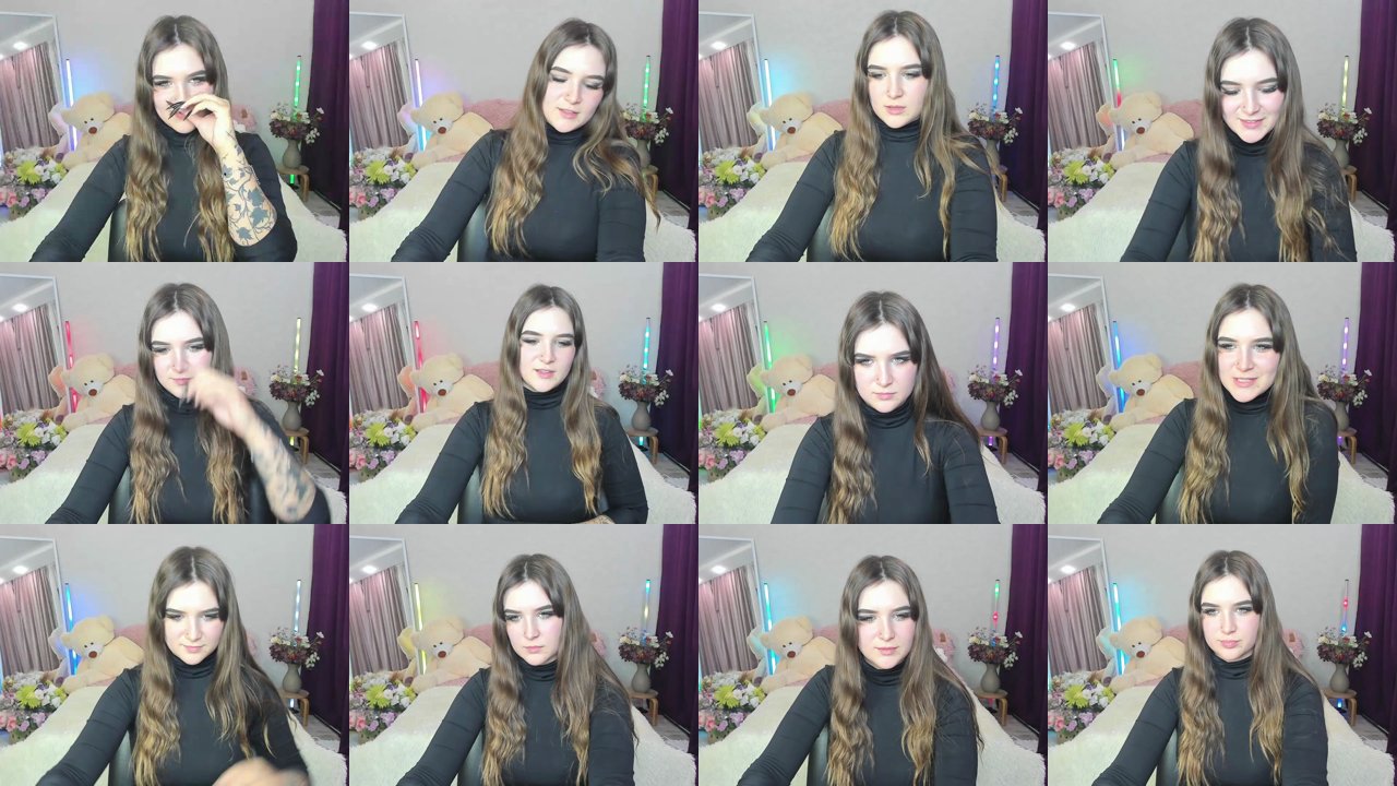 luna_blade — Playful tease, Tits flash, Token menu on MyFreeCams