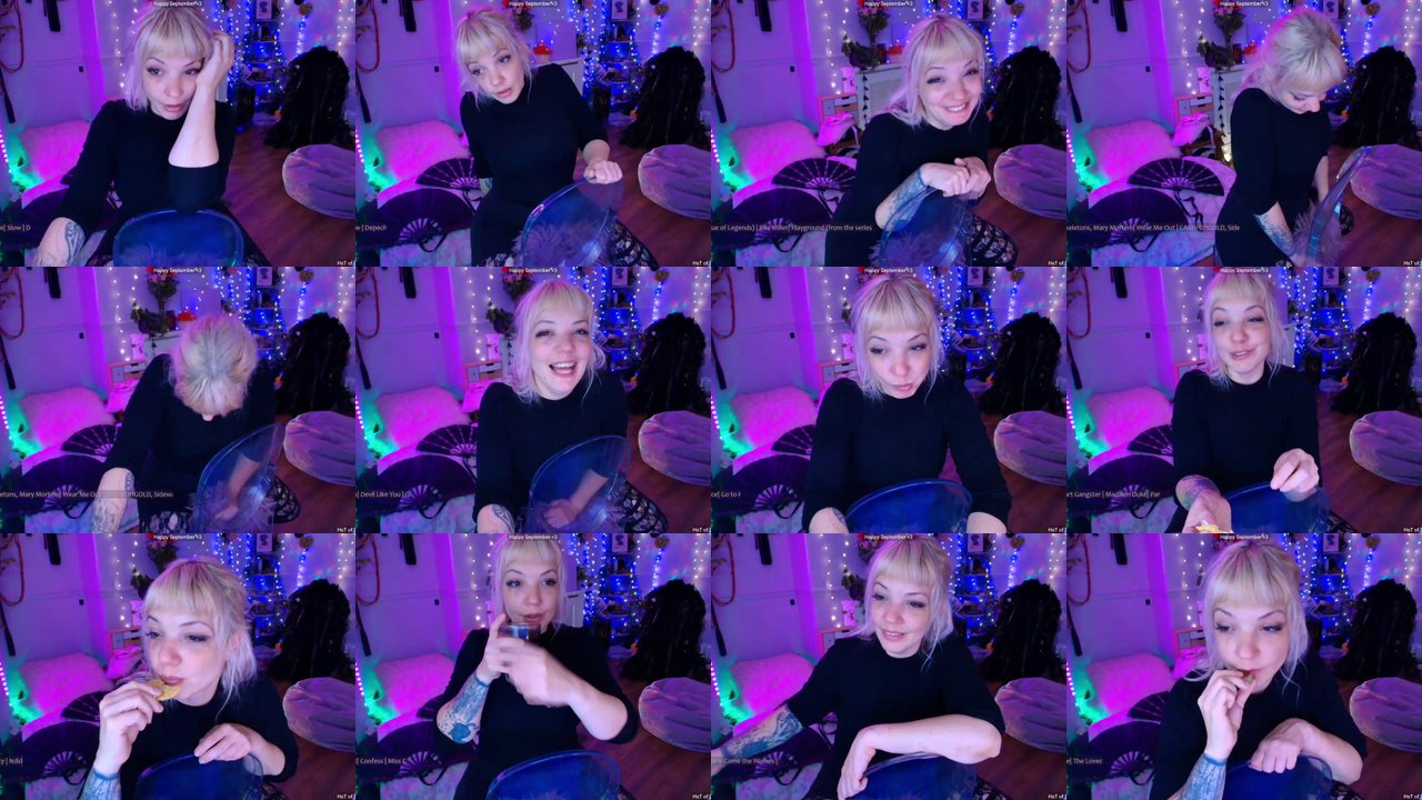 lunawolfie — Dirty talk, Ass tease, Face riding on MyFreeCams