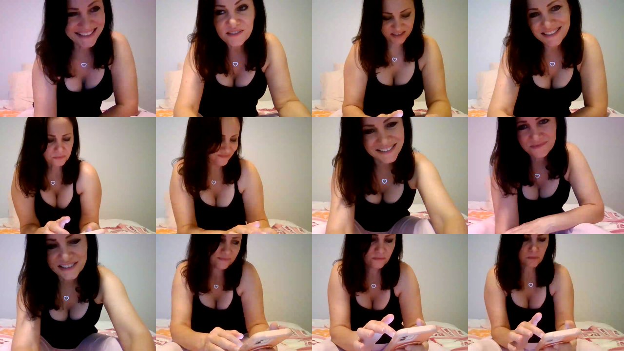 lvdoll — Flirty chat, Home alone, Spontaneous on MyFreeCams