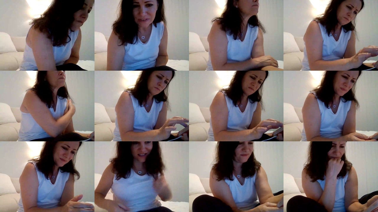 lvdoll — Flirty tease, Playful brunette, Vegas girl on MyFreeCams