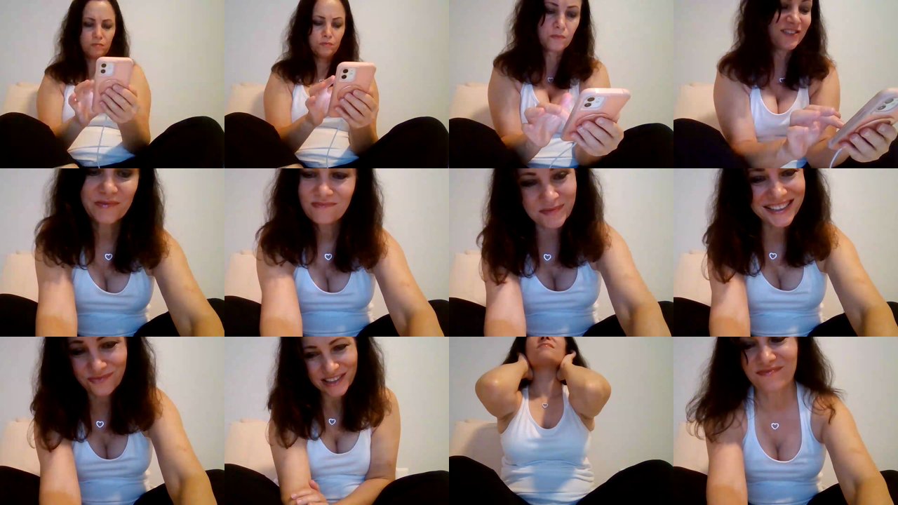 lvdoll — Teasing, Toy play, Solo female on MyFreeCams