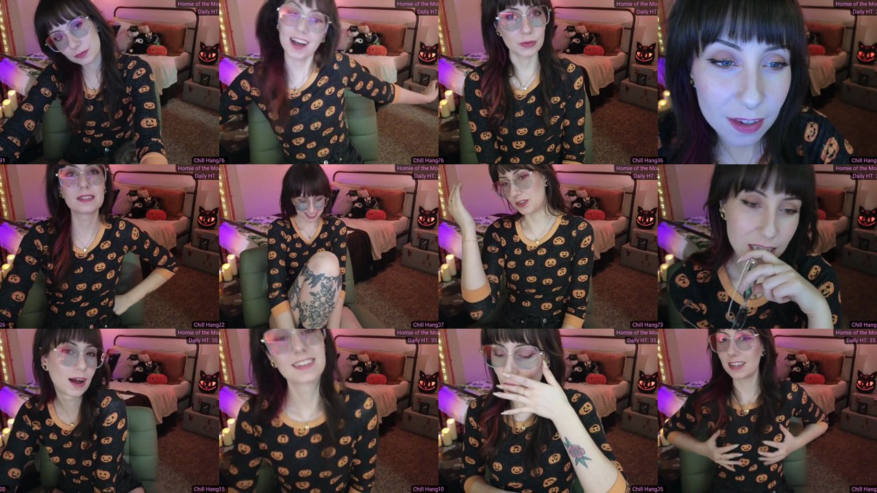 melaniero — Spanking, Token menu, Titty flash on MyFreeCams
