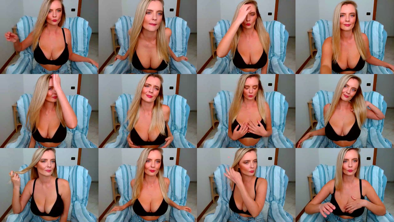 missaura — Flirty tease, Tip tease, Playful model on MyFreeCams