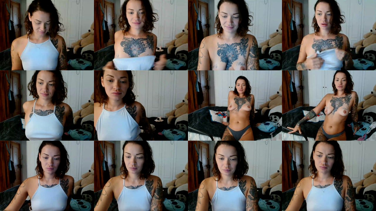 nicecht — Titflash on MyFreeCams