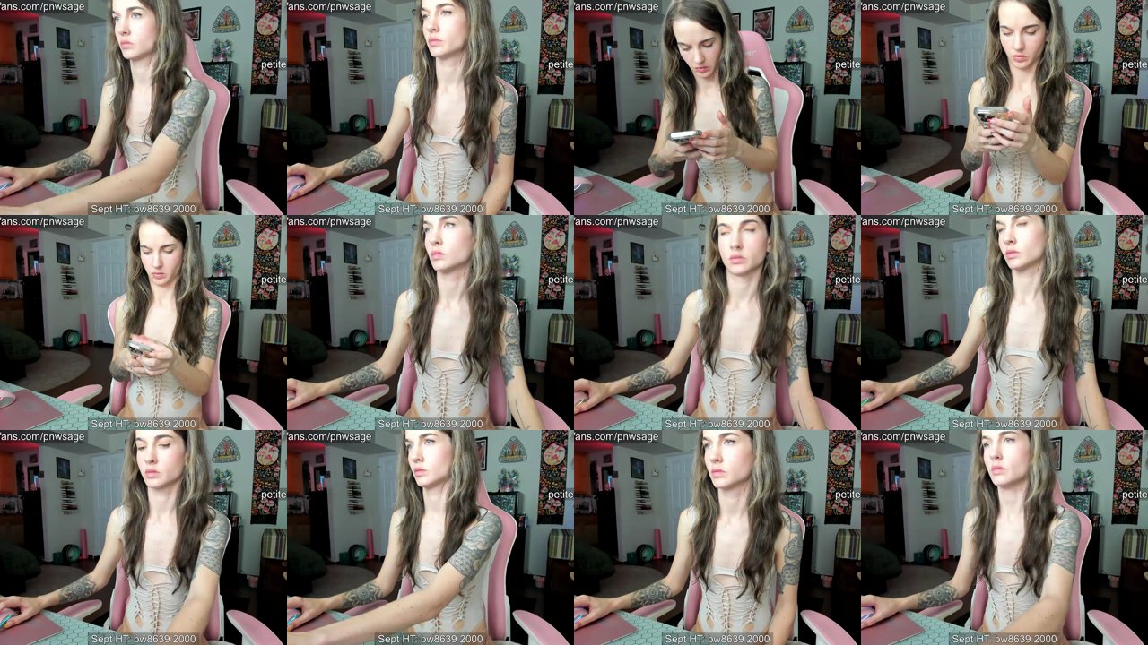 petitesage — Petite, Smoking, 420 on MyFreeCams