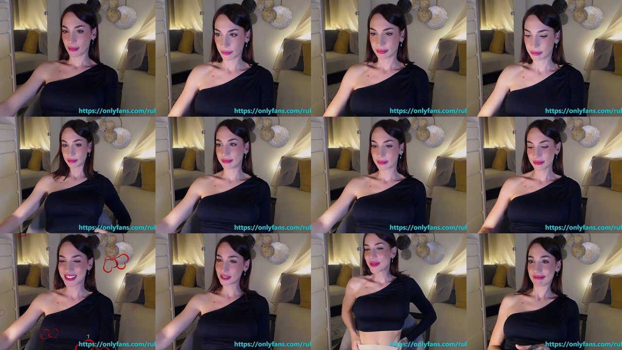 rubinrosey — Brunette, Curvy, Sensual tease on MyFreeCams