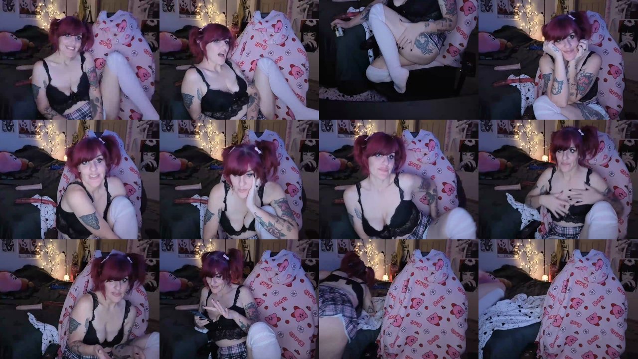 thernswitch — Tease, Toy play, Solo female on MyFreeCams