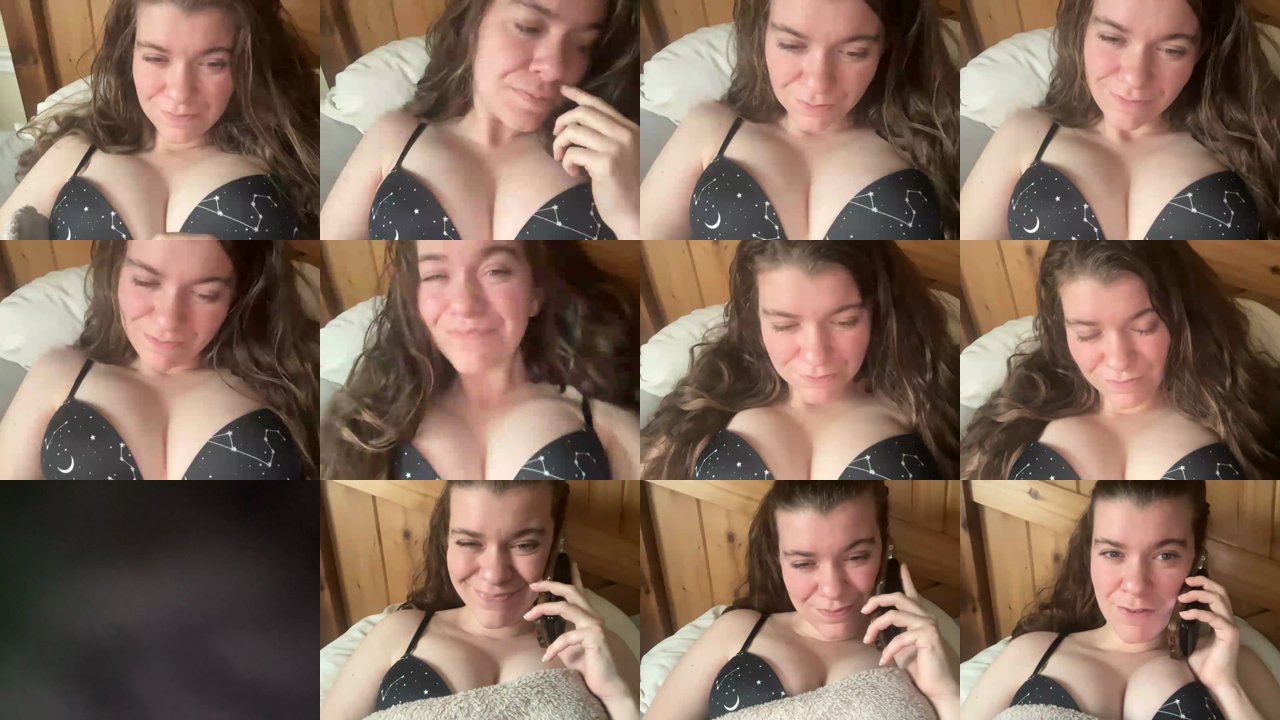 trixiegirl3 — Tease, Playful, Seductive on MyFreeCams